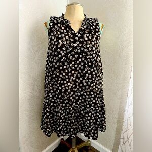 Sonoma dress sz Med with pockets
